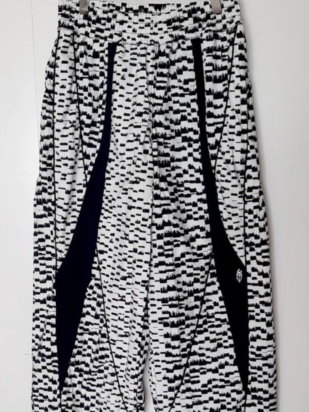 Free People FP Movement Aces Printed Pants Scratch Concrete Combo Size M - Picture 4 of 13